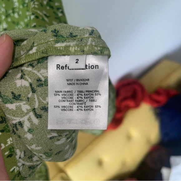 Reformation Noha Dress size 2 color Samantha - Picture 3 of 3